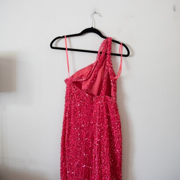 Yelure Long Velvet Sequin One Shoulder Fitted Prom Dress - Picture 6 of 8